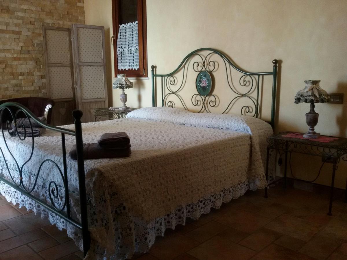 Masseria Le Terrazze Di Serranova Eksteriør billede