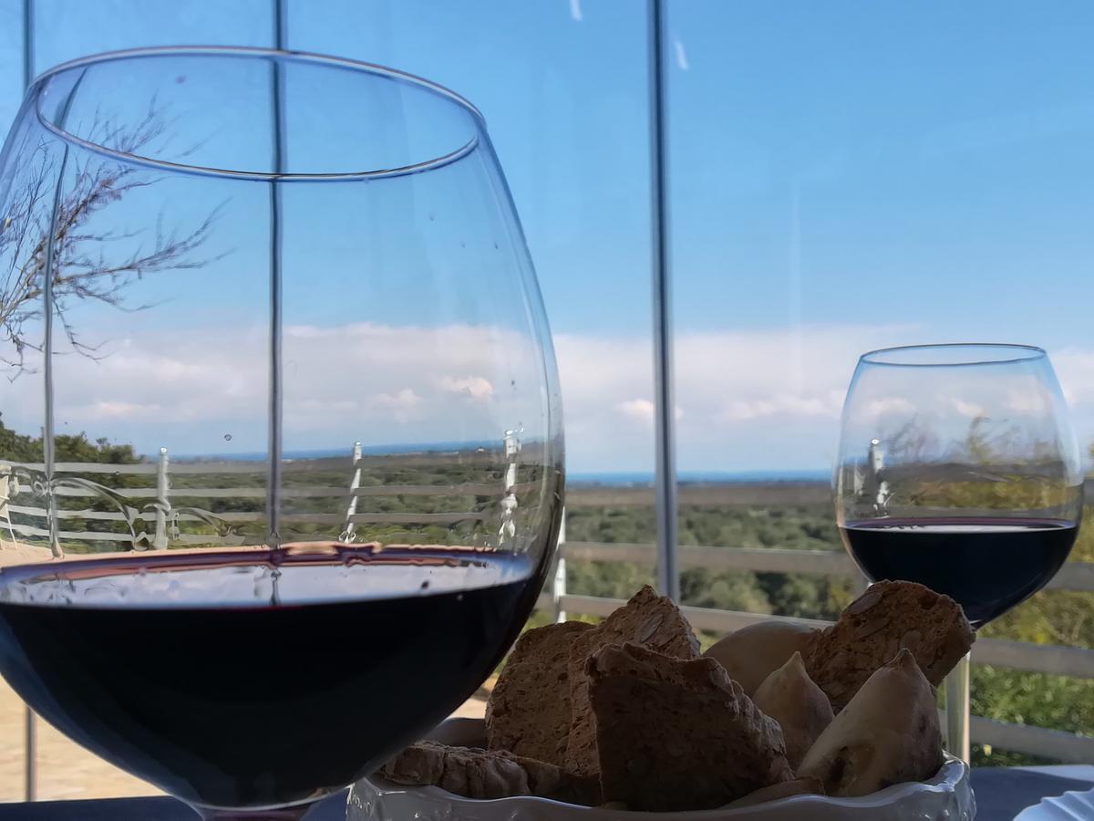 Masseria Le Terrazze Di Serranova Eksteriør billede