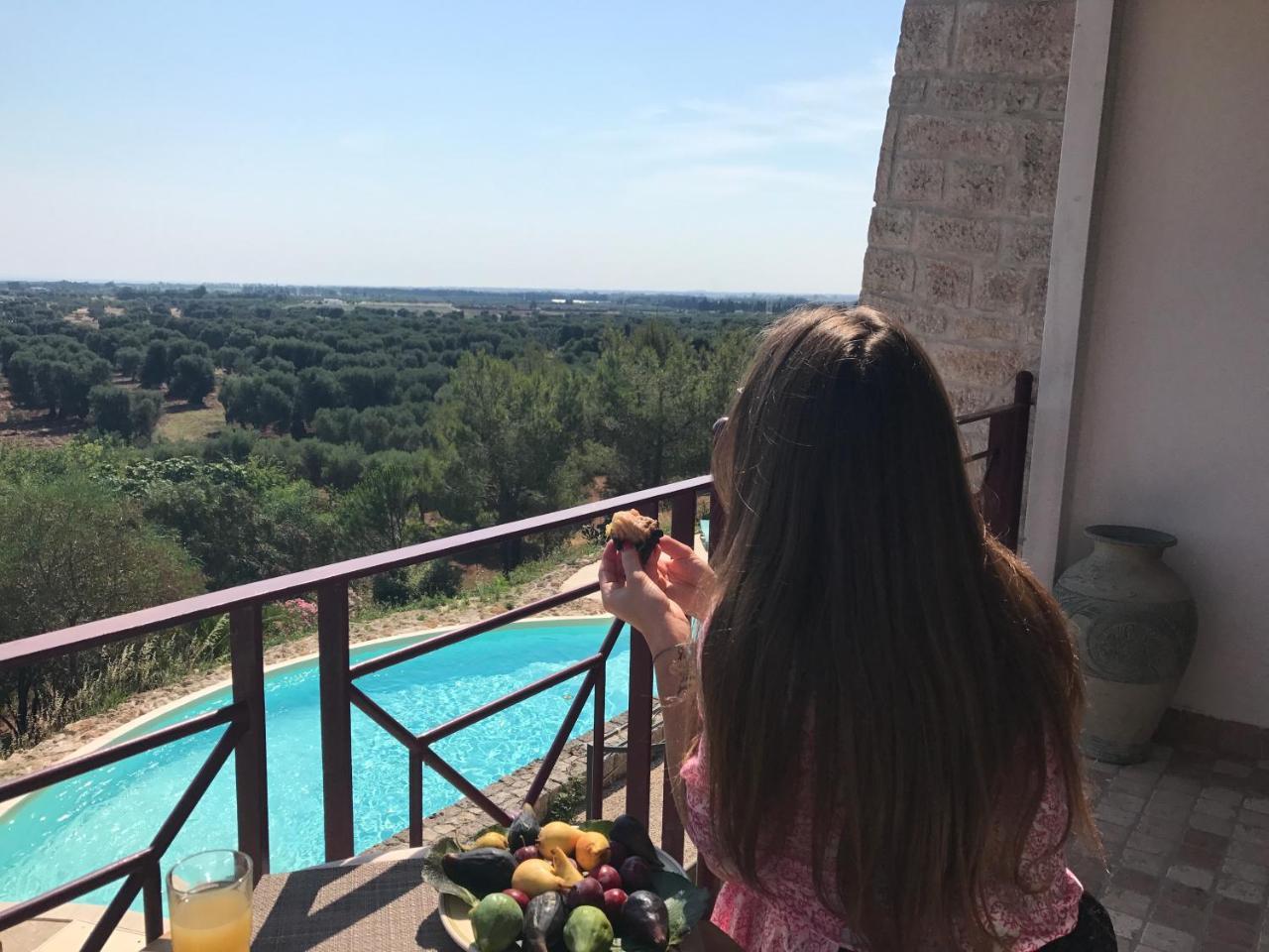 Masseria Le Terrazze Di Serranova Eksteriør billede